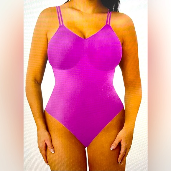 NWT Bodysuit for PLUS SIZE Tummy Control Shape wear Sleeveless Size 4XL/5XL PINK - Picture 1 of 7